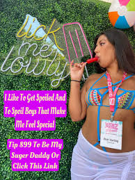 TheCrimsonLounge Cam Model Profile | Stripchat