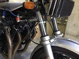 cb1100f の自家製ステアリングダンパーシステム