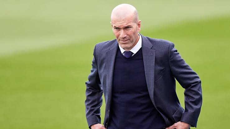 Zidane khó xử khi HLV Deschamps sắp gia hạn với tuyển Pháp đến World Cup  2026