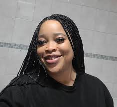 Wicked boss lady recovering after knee procedure