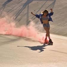 Pinterest Vs Livet Eller Saker Jag Ska Gora Nar Allt Har Toat Katta Kvack Roller Skates Vintage Roller Skaters Roller Derby Girls