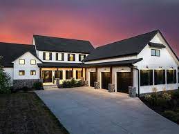See home details and neighborhood info of this 3 bed, 2 bath, 1496 sqft. 4 Bedrooms Single Family Detached In Norwalk Iowa United States For Sale 11138767