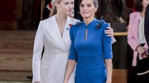 El emotivo gesto protector de Leonor con Letizia: el motivo de su preocupación por la Reina