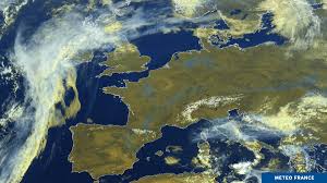 Le salon du bourget vu par les satellites. Meteo France Twitterren Vu De L Espace Plein Soleil Sur Le Pays Meteosat 11 Le 18 04 2018 A 12h Utc
