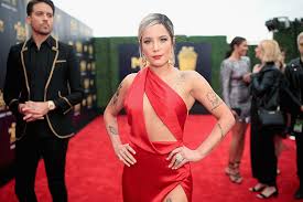 halsey said this is cosmicly sic the best week to plant seeds in your life, owley noted in the caption. Is Halsey S Without Me Video About Ex Boyfriend G Eazy