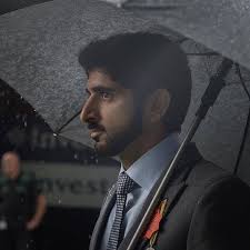 ปักพินโดย Samia Karam ใน Holiday Celebrations