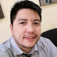 100+ perfiles de «Yee»