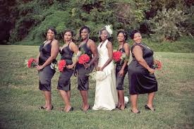 African American Black And White Wedding Party Gorgeous Dc Wedding With Black White And Red Color Scheme Munaluchi Bride Bridal Parties Pictures Wedding Parties Pictures Bridesmaid Poses