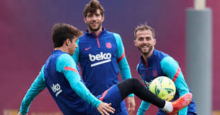 Maybe you would like to learn more about one of these? Samuel Umtiti And Miralem Pjanic Leave Barca On Free Transfers Football Axis