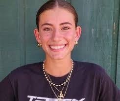 Jillian Temple's Instagram, Twitter & Facebook