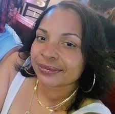 Custom cake maker needed in Clovis