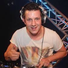 Sinds 2001 zijn ze een niet meer weg te denken feestduo. Lawineboys Zuipen Dj Da Loco By Djdaloco