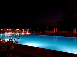 La Piscine Des Boucaniers Vue Depuis Les Terrasses Du Bar Picture Of Club Med Les Boucaniers Martinique Sainte Anne Tripadvisor
