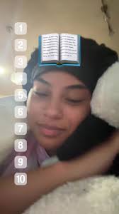 im sleeping beauty and a shopaholic for sureee😂