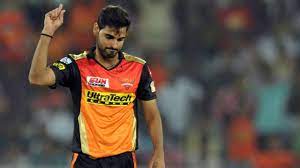 If bhuvneshwar is unfit to take the field, it will certainly make. Ipl 2018 Sunrisers Hyderabad Performing Well Even Without Bhuvneshwar Kumar Is Big Says Irfan Pathan