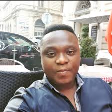 Ghanaian music legend Daddy Lumba is dead 😥😥😥😭😭 He was born (September  29, 1964) 60 years R.I.P 😭😭