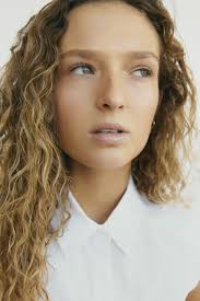 New Models To Watch At AAFW 2023