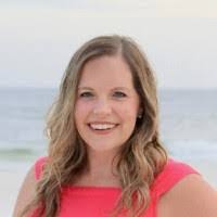 Mindi Brown's Instagram, Twitter & Facebook