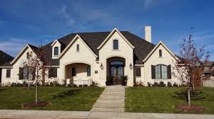 Glacier White House Paint Exterior Acme Brick House Styles