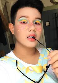 Pastel rainbow butterfly🌈🦋 Created by IG: @theballerinabridemua #docolor  #docolor_official #makeup #makeupartist #tutorial #makeuplooks  #makeuptutorial #makeupgoals #brightcolors #glittereyeshadow #makeupideas  #eyemakeupideas #makeup #socialmakeup ...