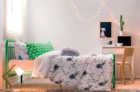 Çünkü renkler pigmentlerden oluşur ve doğal renkle birleştikten sonra yeni bir renk pigmenti oluşur. Isiga Gore Odalarda Duvar Boyasi Secimi Nasil Olmali Evim