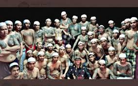 Video pembebasan habib bahar bin smith viral di media sosial. Foto Habib Bahar Bin Smith Bersama Napi Bertato Asli Ini Penjelasan Kalapas Cibinong Harianjogja Com