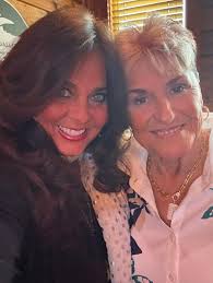 Jennifer Tuttle Gentle profils