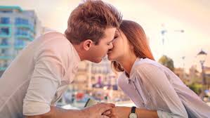 Determining how to act means determining how you keep in touch with other potential matches. What Does Kissing On The First Date Mean Should You Do It Hot World Report