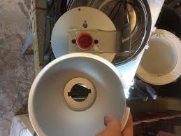 Recessed lighting fixtures are also known as pot lights or canister lights. How To Install Trim In Recessed Lighting 8 Steps With Pictures Instructables