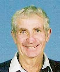 DR. HALSTEAD HOLST, DVM