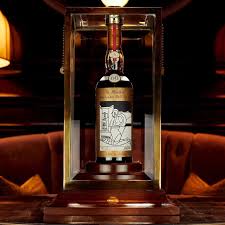 Master Of Malt Masterofmalt Instagram Photos And Videos In 2020 Macallan Whiskey Bottle Master Of Malt Bottle