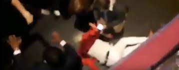 El cantante sergio denis continúa internado en terapia intensiva en el hospital padilla de tucumán a causa de las lesiones que sufrió anoche al caer de un. Sergio Denis Video Completo Del Accidente