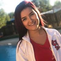 Taylor Dowling's Instagram, Twitter & Facebook