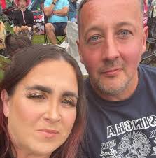 How do chest press, incline, and bench press compare?