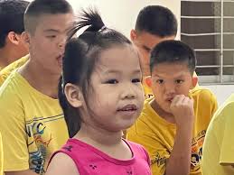 KIDS WITHOUT BORDERS