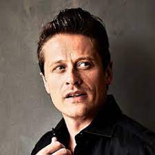 Jump to navigation jump to search. Roman Knizka Sprachproben Vita Kontakt Booking Sprecher Sprachproben Vita Kontakt Booking