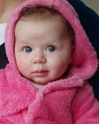 Dia das crianças! Que seja todos os dias!! Ps-Parei um segundo de puxar o  cabelo do meu pai para posar para a foto mas já continuei depois!😊