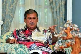 If not, i will announce the name of the recipient whose title has been retracted, regardless of whether he is a minister, general or former general. Gelaran Dato Ditarik Balik Jika Gagal Hadir Hari Hol Johor Semasa Mstar