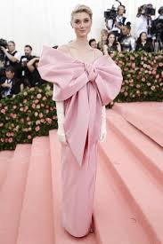 Oct 15, 2020 · sexiest pictures of elizabeth debicki. The Crown Darum Ist Elizabeth Debicki Die Perfekte Lady Diana Fur Das Netflix Finale Vogue Germany