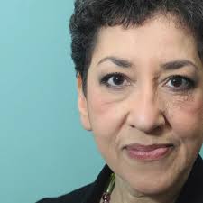 Top Ten Tuesday: Favourite Audiobook Narrators