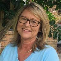 Donna Rushlow's Instagram, Twitter & Facebook