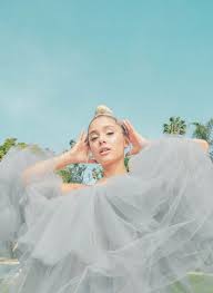 Check spelling or type a new query. Pinterest Photoshoot Ariana Grande Novocom Top