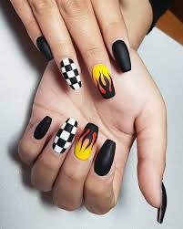 Unas De Fuego En 2020 Manicura Para Unas Cortas Unas Postizas De Gel Manicura De Unas