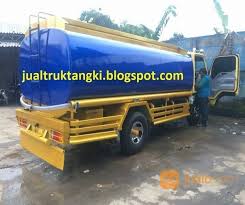 Mahalnya harga air bersih per tangki 5000 liter di gedangsari tersebut karena medan di wilayah kecamatan cukup sulit. Truk Tangki Mitsubishi Canter Tahun 2014 Kapastias 8000 Liter Bogor Jualo