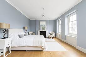 The oak wood flooring beautifully contrasts with the white floor tiles on the open balcony 45 Exquisite Master Bedrooms With Hardwood Floors Photo Gallery Home Awakening
