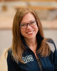 Anna Hansard's Instagram, Twitter & Facebook