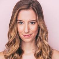 Julia Freyer's Instagram, Twitter & Facebook