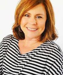 Andrea Bohn's Instagram, Twitter & Facebook