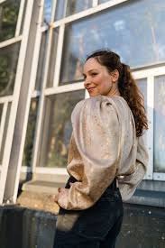 Better off with mina reimagines classic melodies in her own distinctive style, fusing them with a global palette of club. December Muse Mina Tander April First