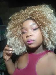 Ola meninas! Faço picotagem Orelha a Orelha 1500 T lace 1000 Mini de 3  caminhos 550 Mini pra caminho 150mt NB:COM TEU CABELO DA CLIENTE CONTACTO  848543963 LOCALIZAÇÃO NDLAVELA